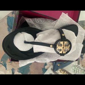 Tory burch sandals